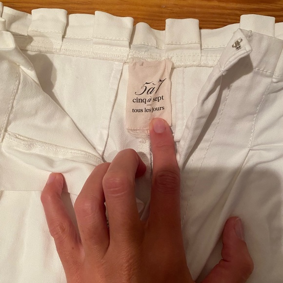 White Cinq a Sept Shorts. - Picture 2 of 3